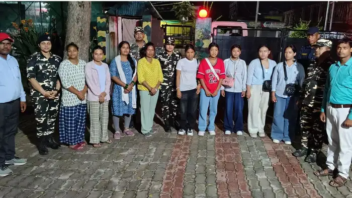 कुवैत ले जाई जा रहीं 5 नेपाली लड़कियों को SSB ने इंडो-नेपाल बॉर्डर पर पकड़ा, दिल्ली के रास्ते भेजा जाना था