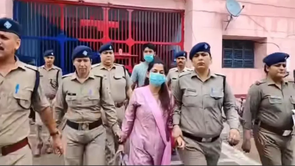 नाबालिग बेटी के यौन शोषण में मां और प्रेमी पुलिस रिमांड पर, मथुरा-आगरा के होटलों में होगी पड़ताल