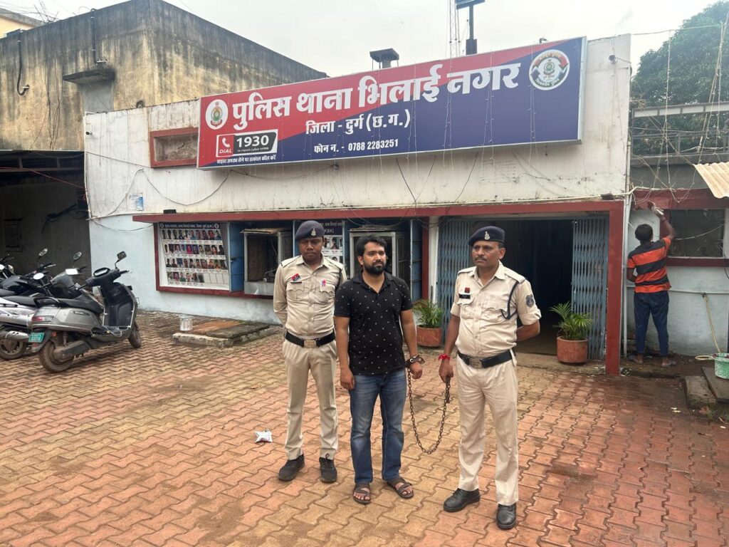 सीबीआई एवं क्राईम ब्रांच अधिकारी बनकर किया डिजिटल अरेस्ट कर 12.5 लाख रूपये की ठगी