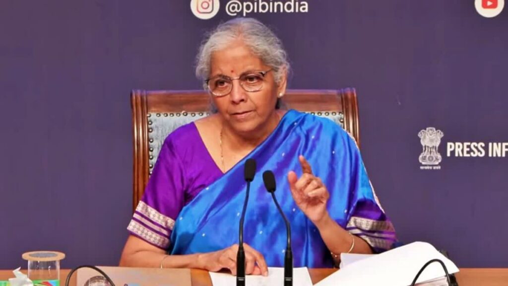 सबकी बल्ले-बल्ले, लेकिन इन लोगों की जेब होगी ढीली, जानिए किन-किन चीजों पर लगेगा 40 फीसदी वाला ‘स्पेशल GST’