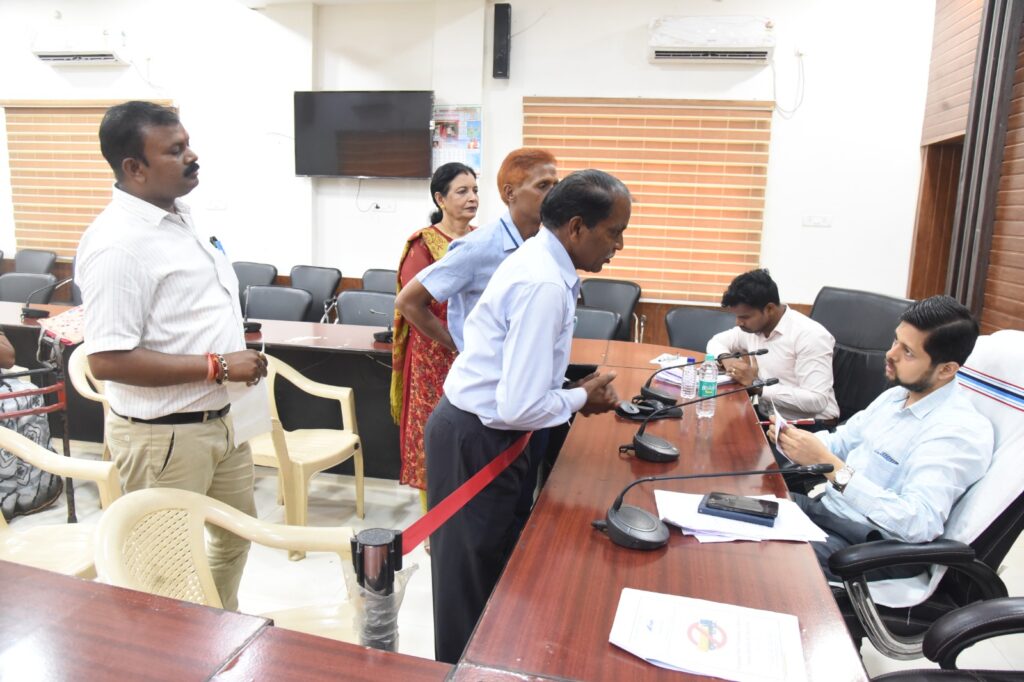 मृतकों के परिजनों को मिली 20 लाख रूपए की आर्थिक सहायता