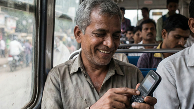 बिना इंटरनेट फोन पर फ्री चलेगा LIVE टीवी, क्या है D2M टेक्नोलॉजी जिसके आने की सुगबुगाहट हुई तेज?