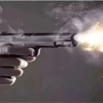 CG में बीयर की बोतल से शुरू हुआ विवाद… बर्खास्त सिपाही ने इंस्पेक्टर को मारा थप्पड़, सर्विस रिवाल्वर से फायरिंग