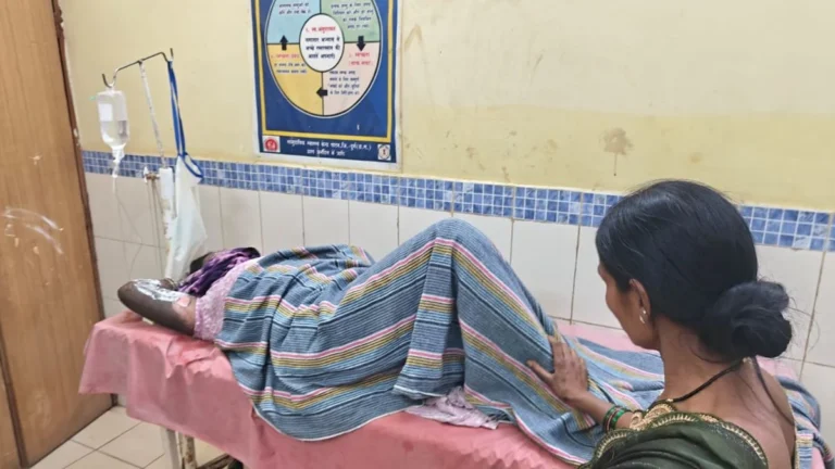 दुर्ग में मोबाइल को लेकर विवाद के बाद पत्नी ने खुद को लगाई आग, 45% झुलसी महिला मेकाहारा रेफर।
