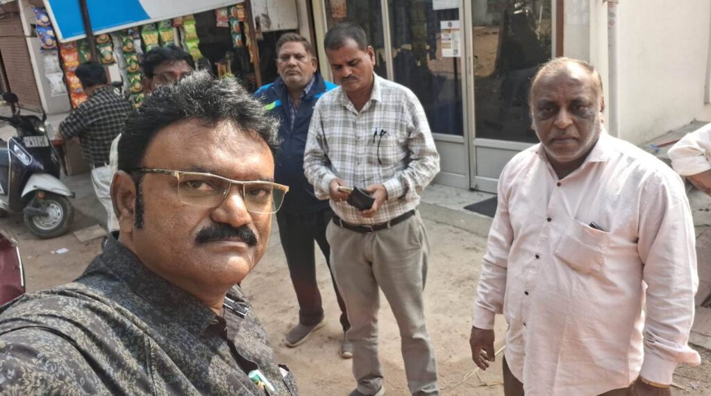 निगम के कुर्की दल ने 1.38 लाख रूपये वसूले