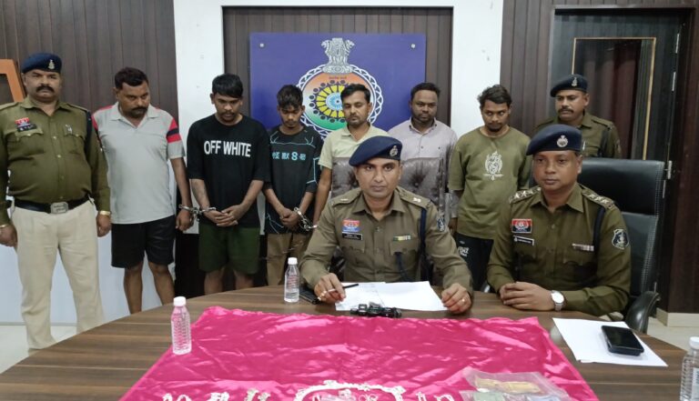 चोरी की घटनाओं पर प्रभावी अंकुश हेतु नाकाबंदी कर 06 आरोपियों को किया गया गिरफ्तार