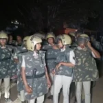 भिलाई दो समुदाय के बीच भारी मारपीट पथराव बवाल पुलिस ने मोर्चा सम्हाला