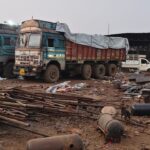 अवैध स्क्रैप कारोबार के विरुद्ध दुर्ग पुलिस की बड़ी कार्रवाई – लगभग 60 टन लोहे का स्क्रैप एवं कई वाहन जप्त