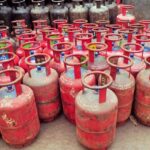 लौट आए रसोई गैस के पुराने दिन.. सरकार ने सप्लाई और बुकिंग पर लिया बड़ा फैसला