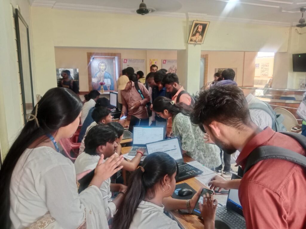 क्रिश्चियन कॉलेज ऑफ इंजीनियरिंग एंड टेक्नोलॉजी में जिला स्तरीय रोजगार मेले का सफल आयोजन