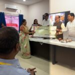 एस टी एफ आरक्षक की पत्नी बेटाकी हत्या लड़की घायल अस्पताल में भर्ती घर के भीतर आरोपी महिला पुलिस हिरासत मे जांच जारी