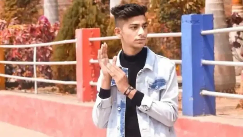 भिलाई में DSP के बेटे ने की आत्महत्या : बंद कमरे में फंदे पर लटका मिला BBA छात्र, घर में नहीं था कोई मौजूद।