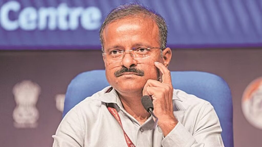2024 में जब NEET का पेपर लीक हुआ था, तब ये NTA के DG थे.