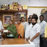यूथ सिख सेवा समिति भिलाई सर्व समाज कल्याण समिति द्वारा जरूरत विद्यार्थियों को सहायता राशि प्रदान किया गया