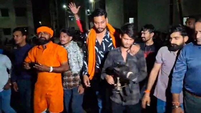 10_06_2026-muzgahan_controversy_bajrang_dal__m